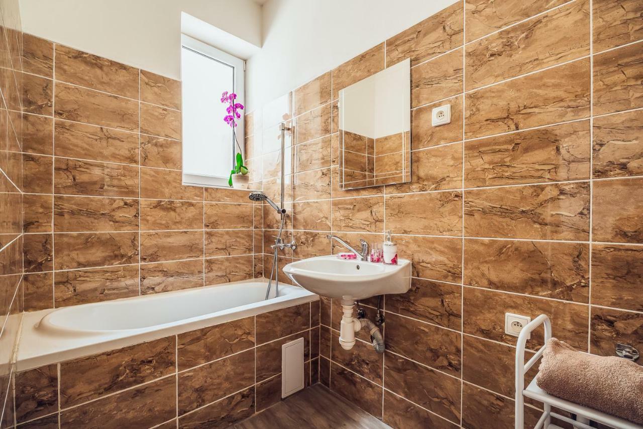 Skodova Apartments Přerov Eksteriør billede